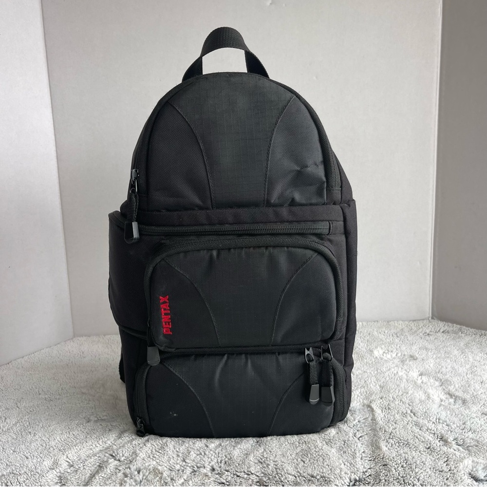 Pentax Black Men's Camera Backpack Pentax D-SLR Sling Bag (Black)
